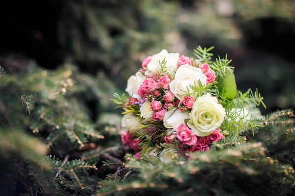 Closeup shot of beautiful wedding bouquet — Stock Photo, Image