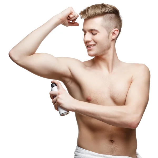 Молодой мужчина без рубашки, изолированный на белом — стоковое фото