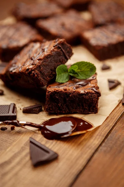 Choklad kaka på en plåt — Stockfoto