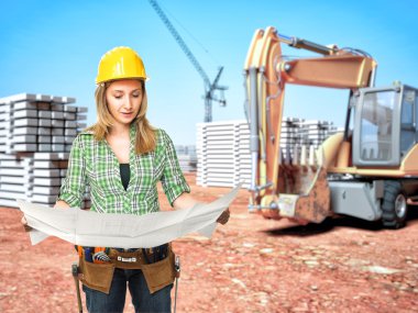 Tamirci inşaat sahasında