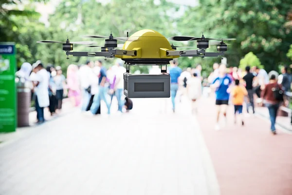 Drone доставки — стокове фото