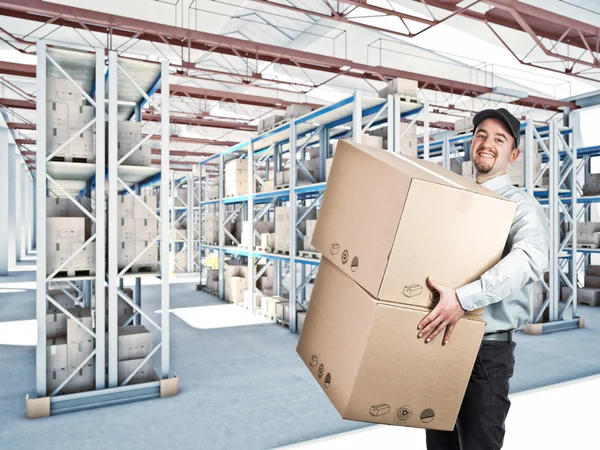 Mann in Lagerhalle — Stockfoto