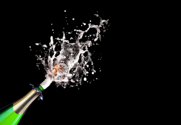 Popping champagne — Stock Photo, Image