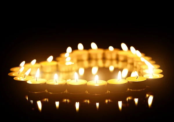 Candle in the dark — Stock Photo, Image