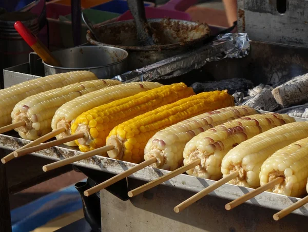 Grilled Corn on the Cob — Stock Photo, Image