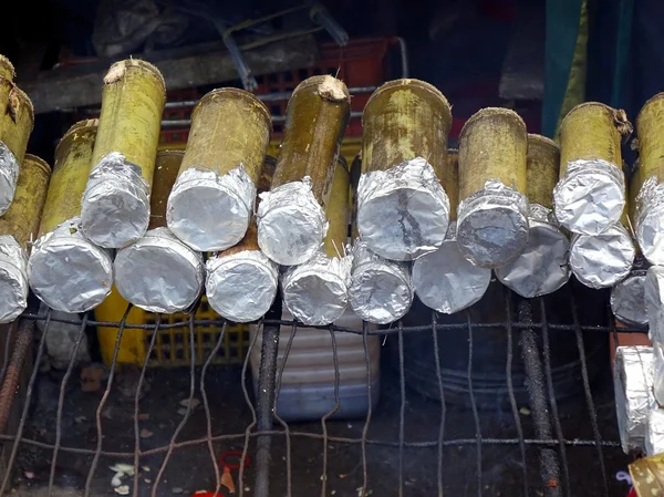 Arroz cocido en bambú — Foto de Stock