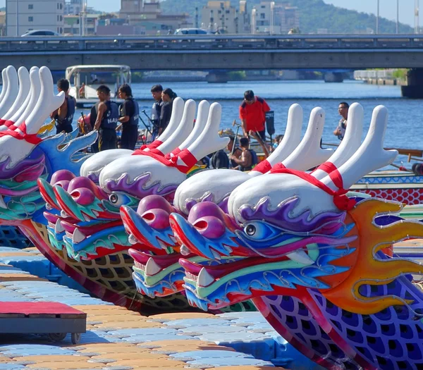 Traditionelle Drachenboote in Taiwan — Stockfoto