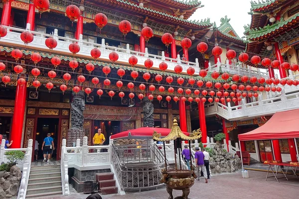 Εσωτερική αυλή του ναού Sanfeng στην Ταϊβάν — Φωτογραφία Αρχείου