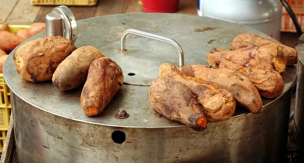 Patates douces cuites au four — Photo