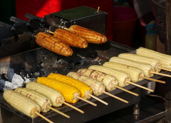 Grilled Corn on the Cob — Stock Photo, Image