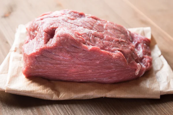 Rå och färskt kött. — Stockfoto