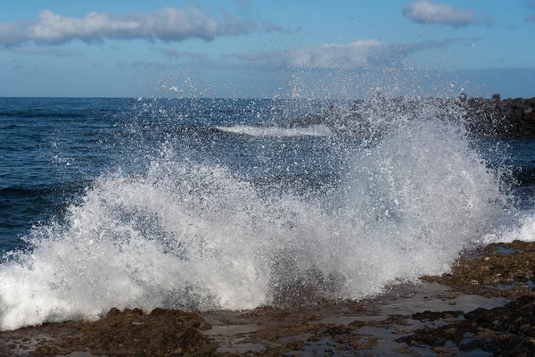 Splashing atlantic wave. — Stock Photo, Image