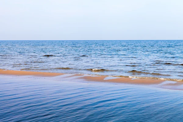 Синее море . — стоковое фото