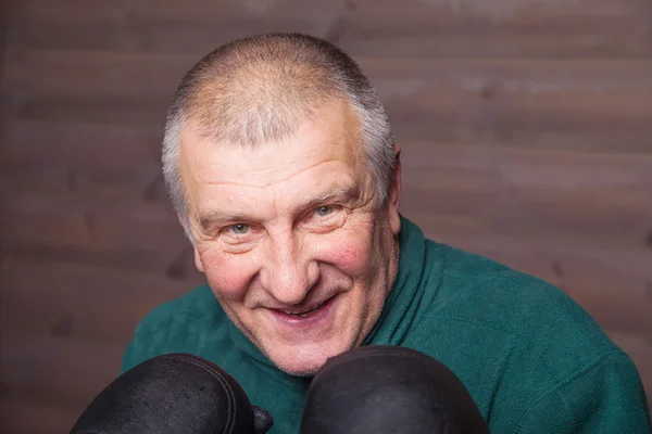 Stark man boxning. — Stockfoto