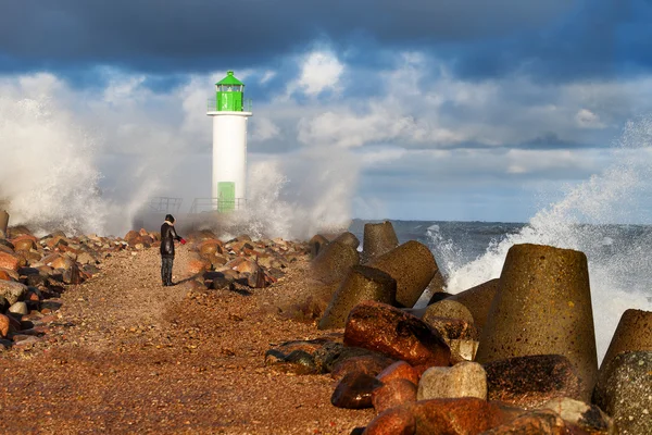 Quebra-mar na tempestade . — Fotografia de Stock