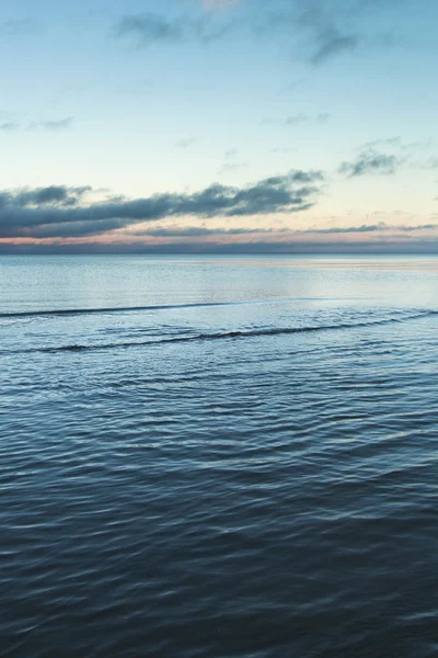 初冬の冷たいバルト海. — ストック写真