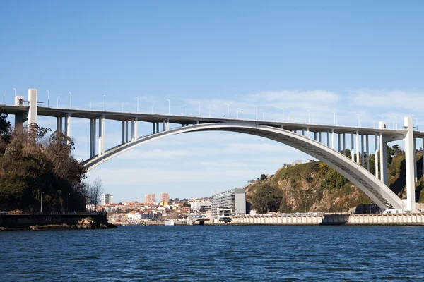 Arrabida bridge, Porto, Portekiz. — Stok fotoğraf