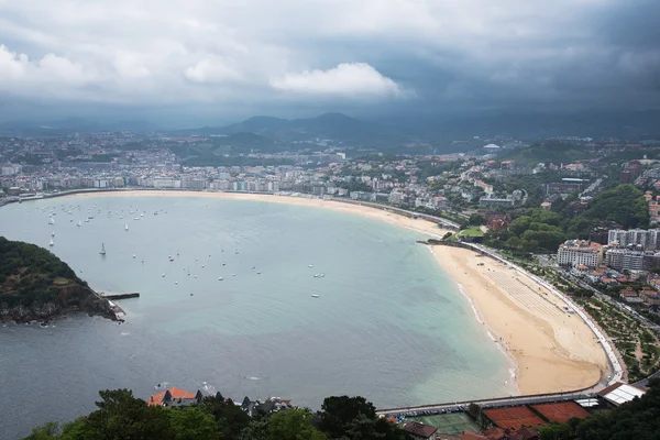 San sebastian donostia an der Küste der Biskaya, spanien. — Stockfoto