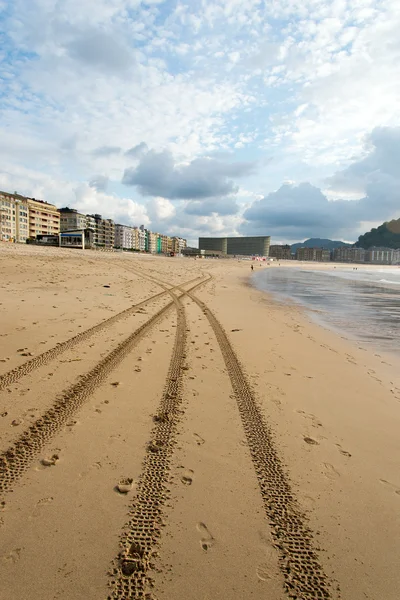 Stranden Zurriola i san sebastian, Spanien. — Stockfoto