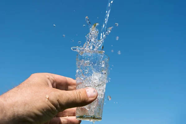 Glas water. — Stockfoto