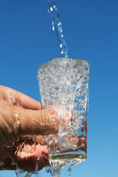 Glas water. — Stockfoto