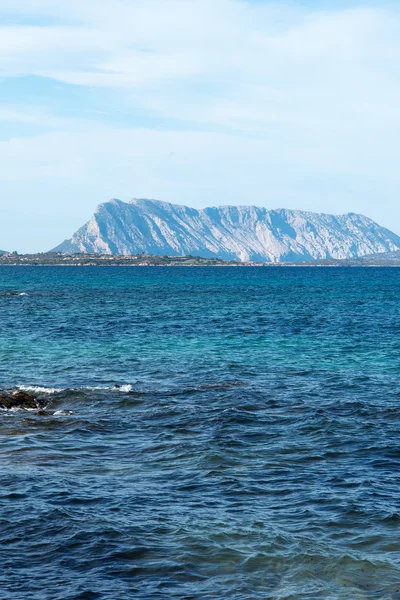 Sardinia coast in evening sunlight. — Stock Photo, Image