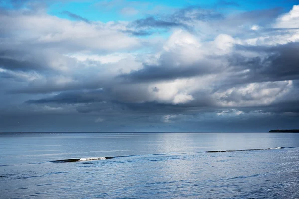 秋の冷たいバルト海. — ストック写真