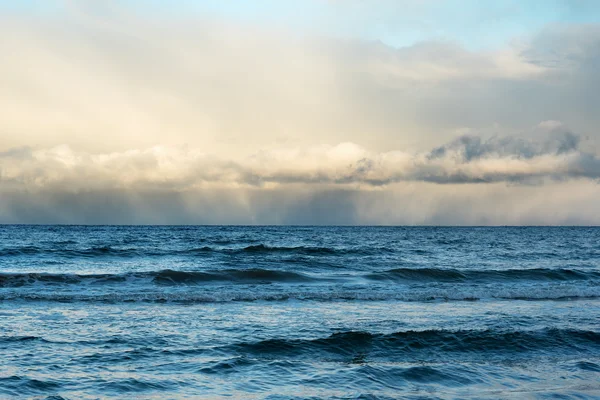 Mare Baltico inquieto . — Foto Stock