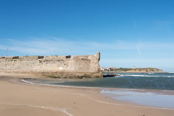 Parede de Peniche, Portugal. — Fotografia de Stock