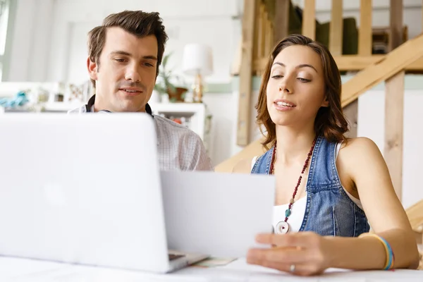 Start-up Team of two young people — Stock Photo, Image