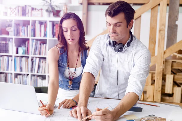 Start-up Team of two young people — Stock Photo, Image