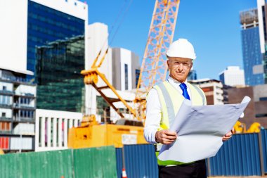 İnşaat alanında mühendis.