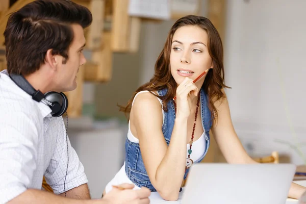 Start-up Team of two young people — Stock Photo, Image