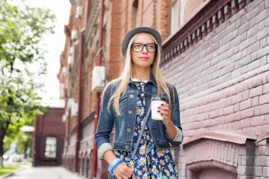 Turistik şehirde gezi