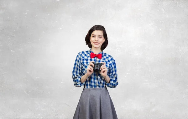 Hipster girl with photocamera — Stock Photo, Image