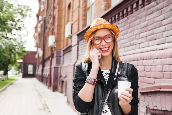 Atractivo turista ver ciudad — Foto de Stock