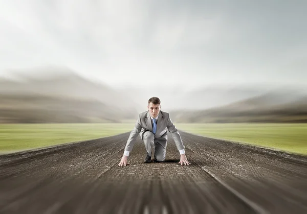 Hij is vastbesloten om nu te beginnen — Stockfoto