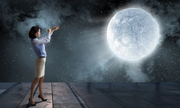 Gibt es Leben auf dem Mond? — Stockfoto