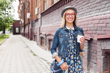 Turistik şehirde gezi