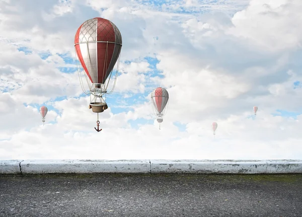 空を飛んでいる気球 — ストック写真