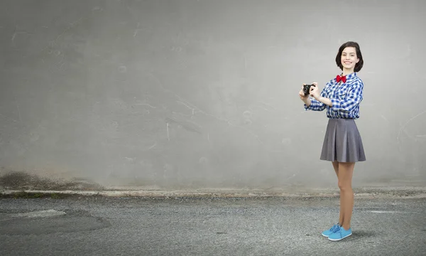 Hipster girl with photocamera — Stock Photo, Image