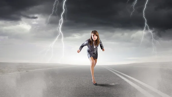 Sie ist bereit, dieses Rennen zu laufen — Stockfoto