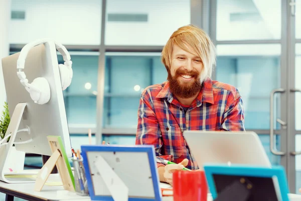 Handsome businessman in office — Stock Photo, Image