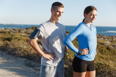 Plaj birlikte eğitim genç Çift