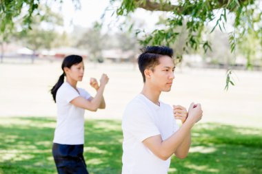 İnsanlar Park Thai chi