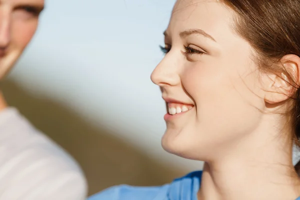 Young couple on beach training together — Stock Photo, Image