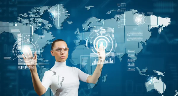 Woman working with virtual interface — Stock Photo, Image