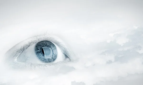 Woman eye in sky — Stock Photo, Image