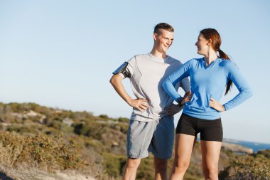 Plaj birlikte eğitim genç Çift