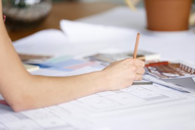 çalışma masasında Tasarımcısı